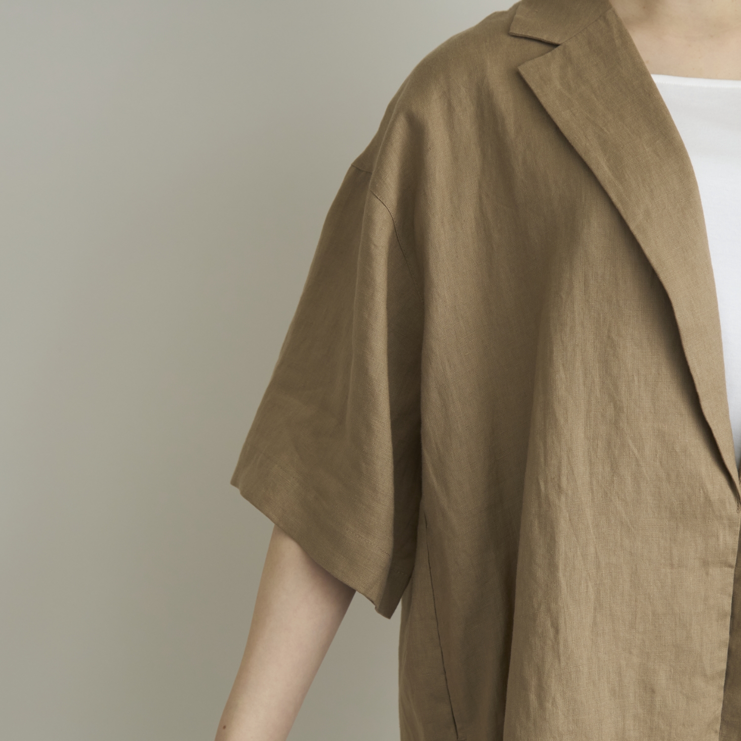 TUTIE./リネンハーフスリーブジャケット